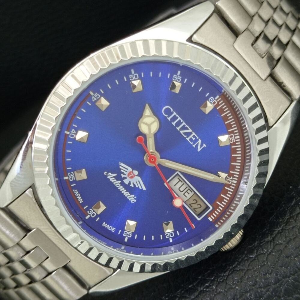 Vintage 1981 Citizen Automatic Mens Silver Watch W/daydate & Blue accents